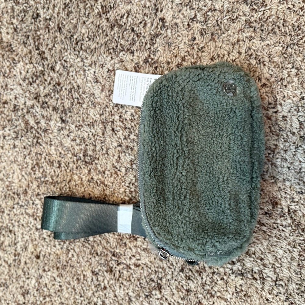 lululemon athletica Green Mini Bag
